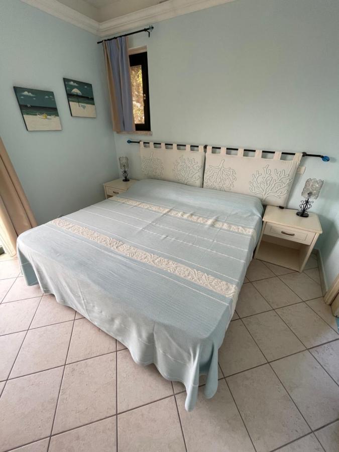 B&B Le Farfalle Palau Buitenkant foto