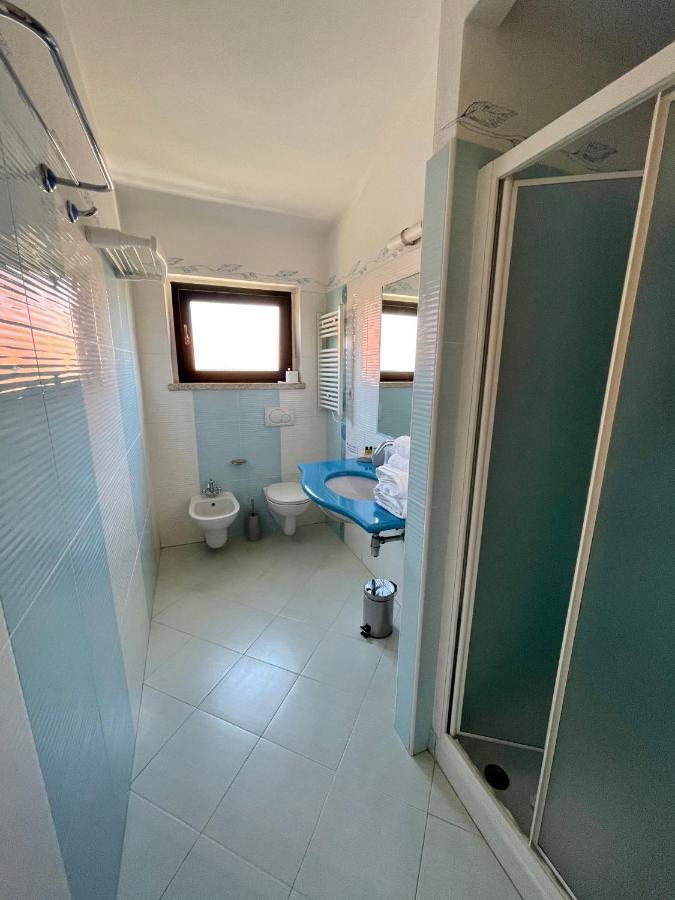 B&B Le Farfalle Palau Buitenkant foto