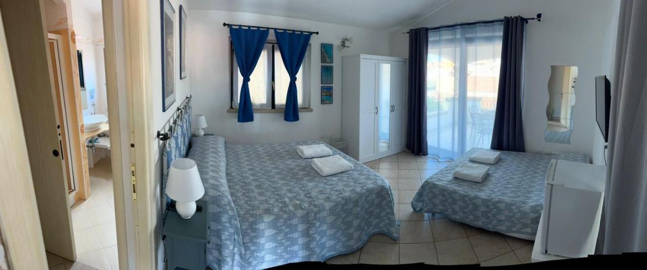 B&B Le Farfalle Palau Buitenkant foto